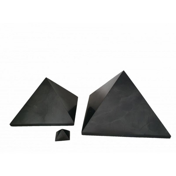 Šungitová pyramida 20x20 cm Karélie